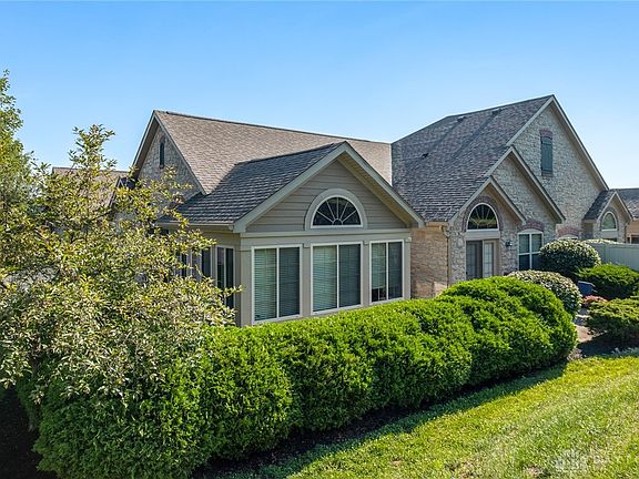4th image of 2461 Locust Hill Blvd #2461