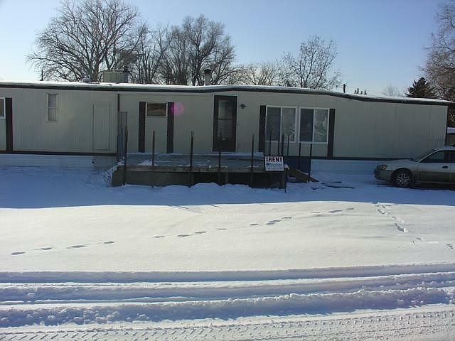 1st image of 1932 Canary Ave