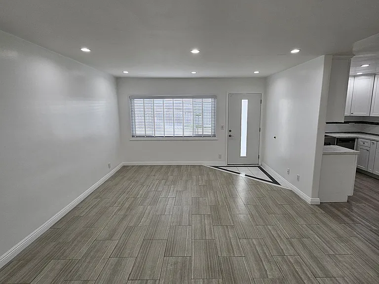 1800 N Gramercy Pl #4 — Photo 19
