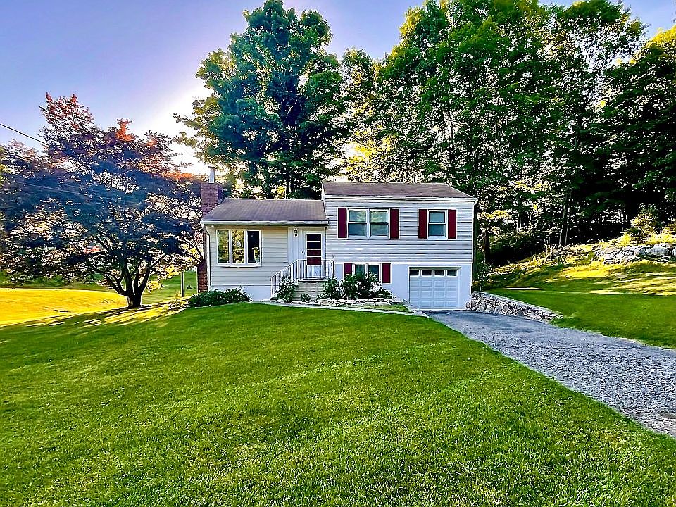 1st image of 2105 Defoe Ct