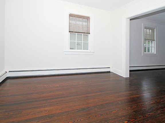 4th image of 14 Jackson Ave