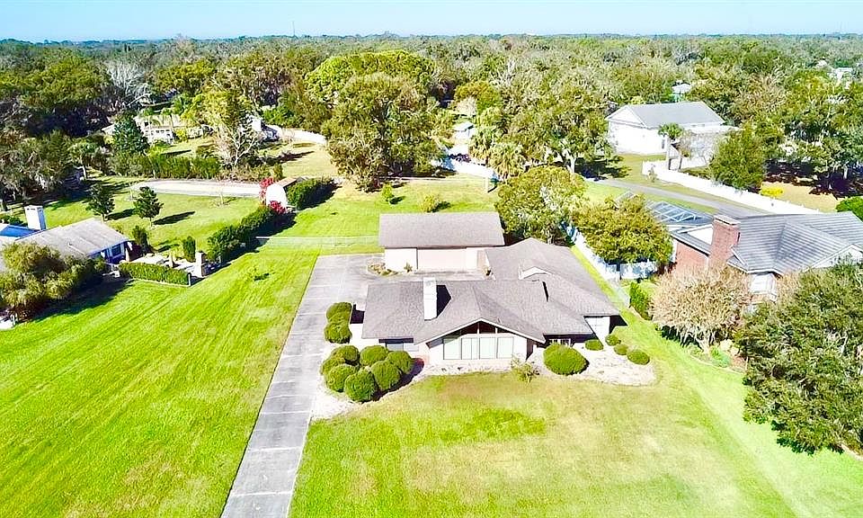 1st image of 3155 Lakeshore Dr