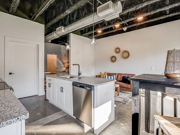 4th image of 295 Plus Park Blvd #106
