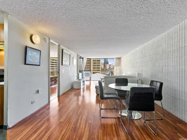 2334 Kapiolani Blvd APT 403, Honolulu, HI 96826
