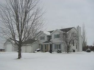 185 Muttart Rd, Neenah, WI 54956