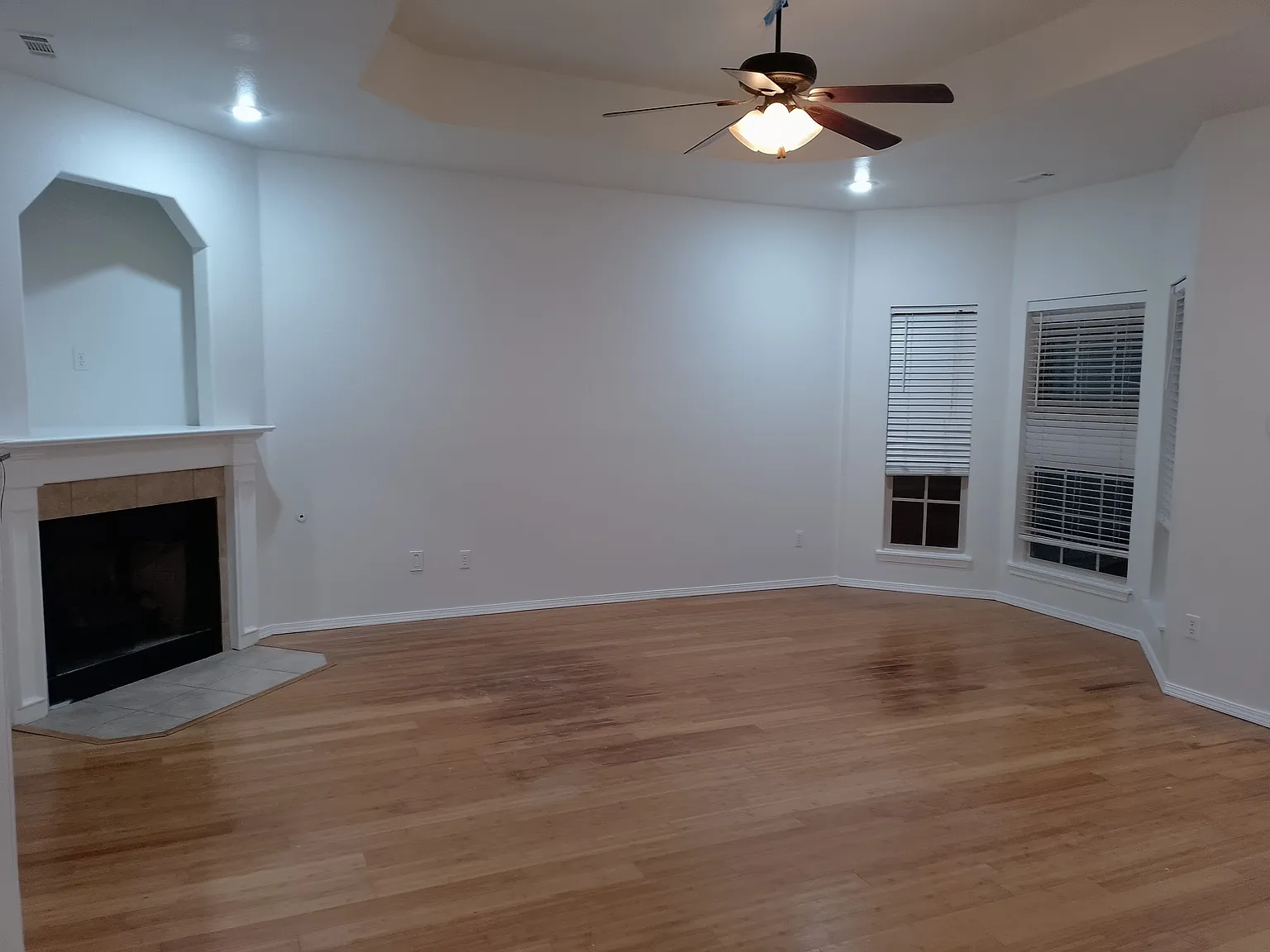 3 bed, 1650 sqft, $1,700 — Photo 4
