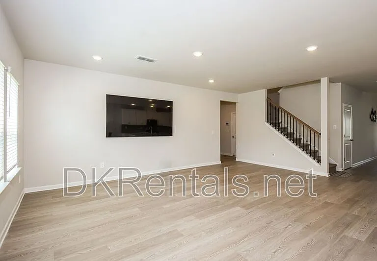 177 Water Oak Way — Photo 5