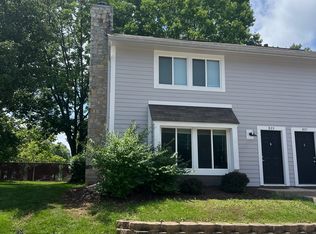 825 Woodbridge Dr, Bloomington, IN 47408