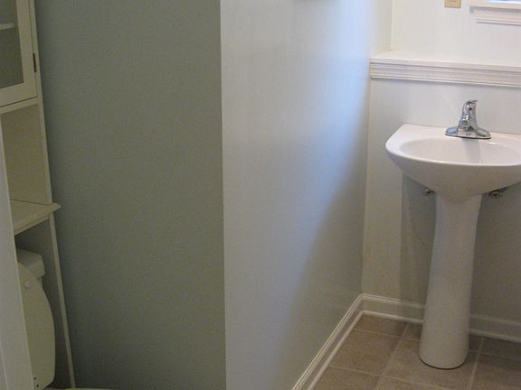 3rd image of 4731 Baltimore Ave #1R
