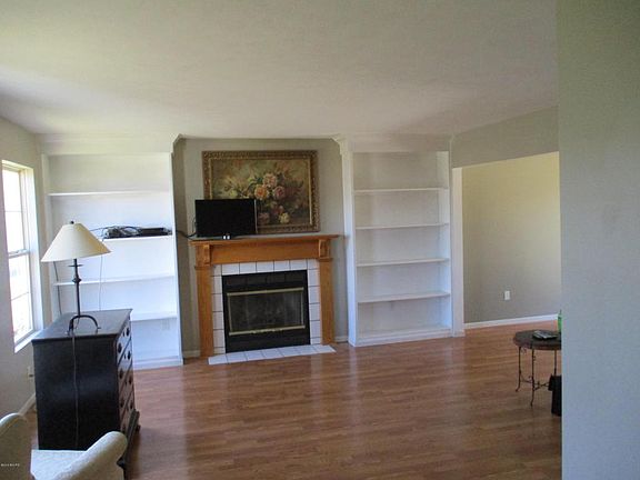 3rd image of 127 Lonetree Dr NW