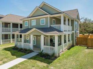 3302 Cavitt Ave, Bryan, TX 77801