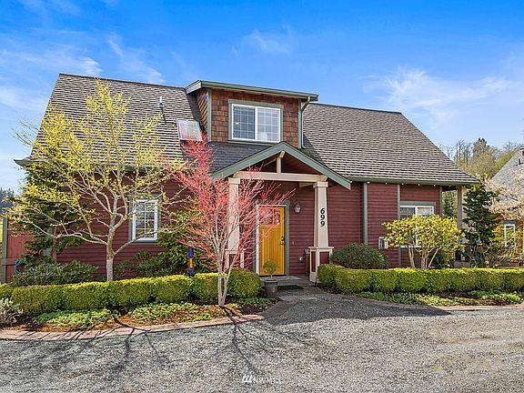 2 bedroom, 1.75 bath home, built Green the Village of Langley in 