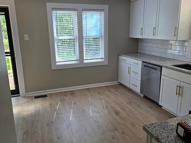 1108 Mapleton St — Photo 14