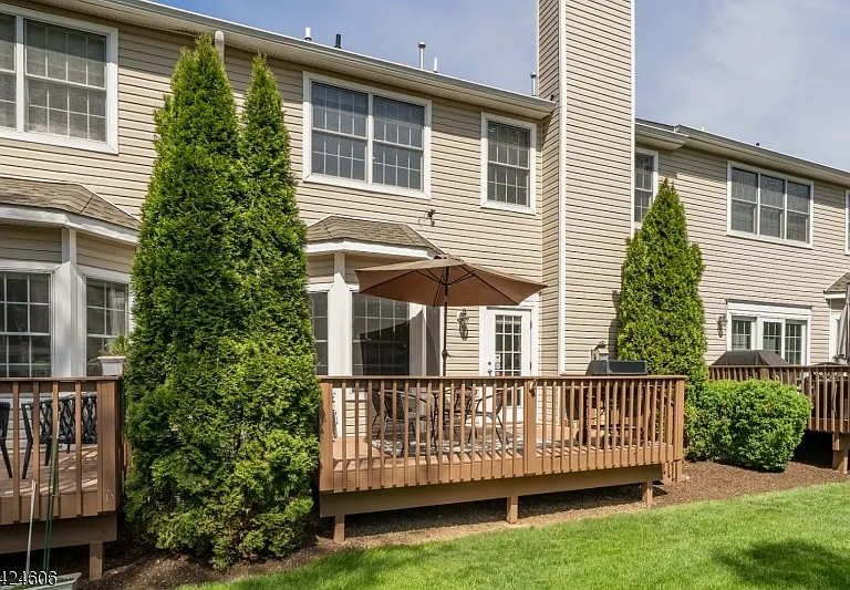 20 Pine Valley — Photo 35