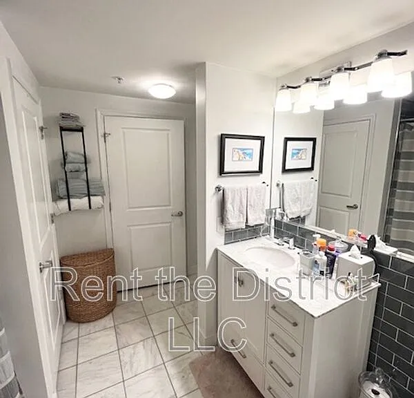 555 Massachusetts Ave NW #301 — Photo 9