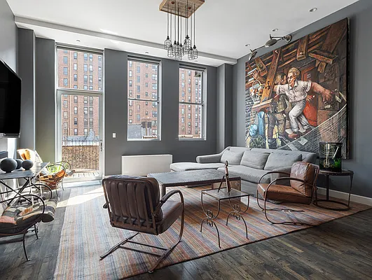 Sold by Compass | media 1