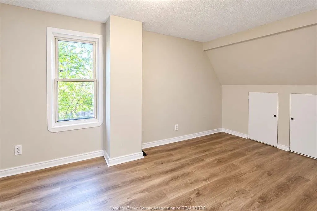 4 bed, $2,200 — Photo 4