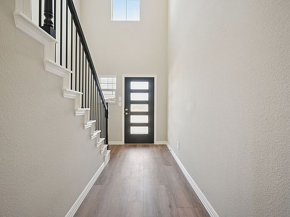 7th image of this home