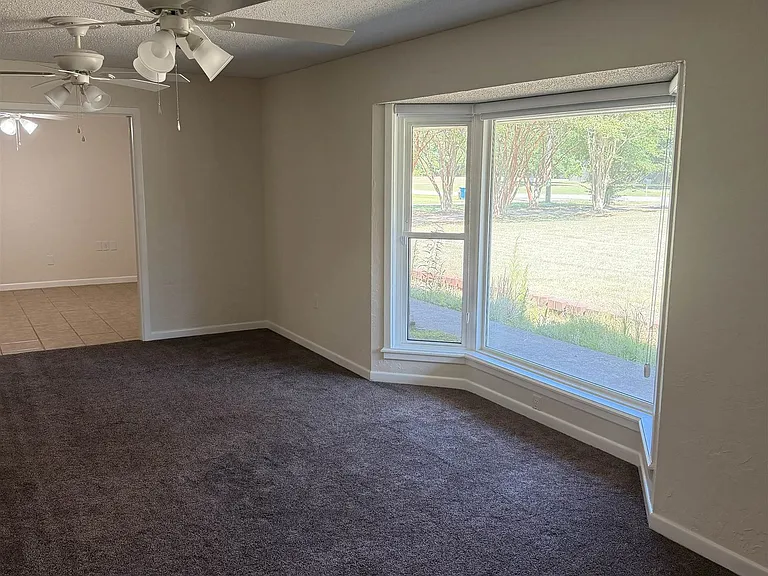 2320 Grangeway Rd — Photo 7