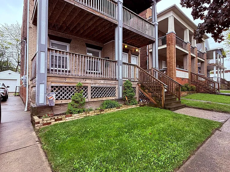 1475 W 112th St #1 — Photo 31