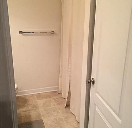 3rd image of 3182 Greenwood Dr