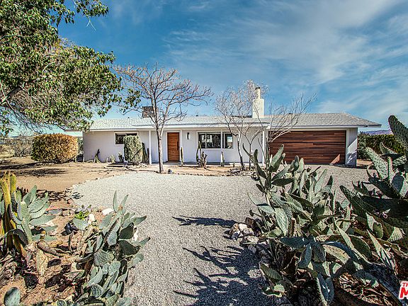 2nd image of 4727 Avenue La Espana Daga