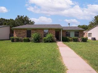 2115 Rose Hill Rd, Carrollton, TX 75007