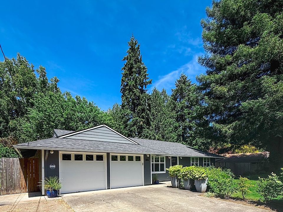 1st image of 6136 Fernbrook Cir