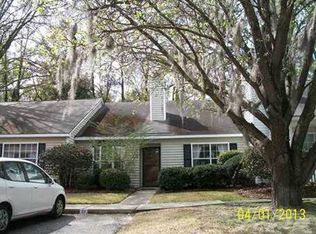 22 Longview Bluff Dr E, Savannah, GA 31419
