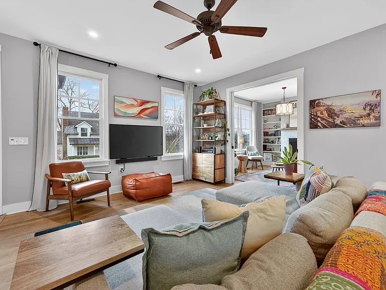 605 W End Cir — Photo 7