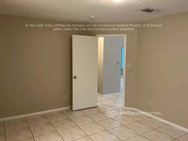 2821 Saffron Dr — Photo 9