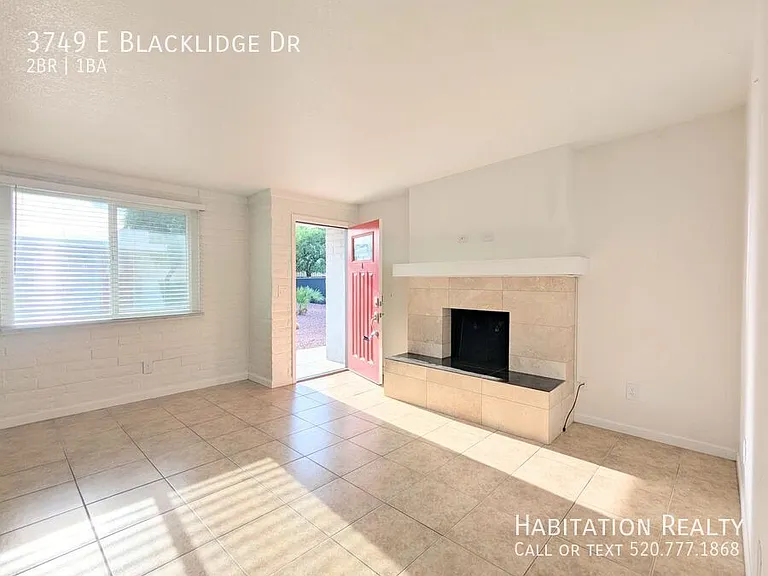 3749 E Blacklidge Dr — Photo 4