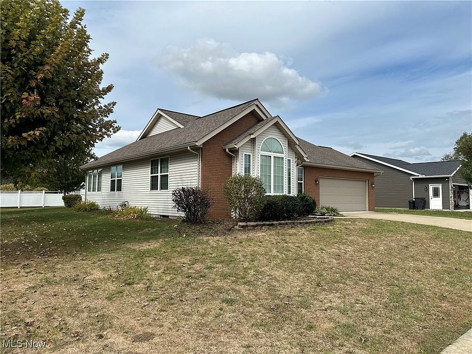 1st image of 1000 Oxford Dr SW