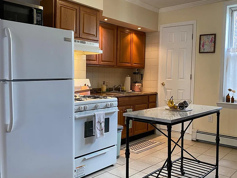 503 Central Ave #4 — Photo 2