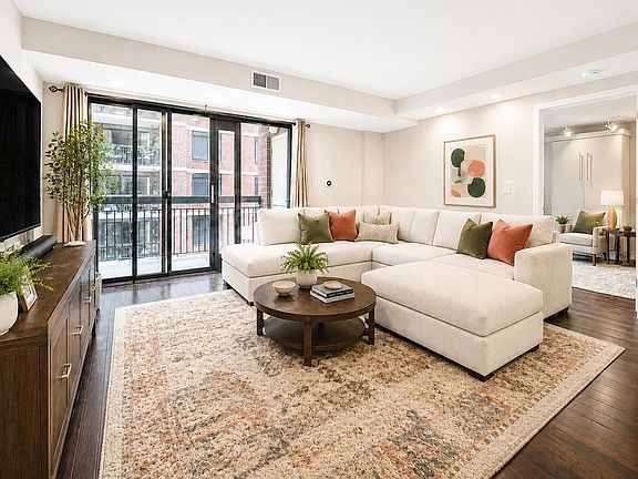 2nd image of 700 1st St APT 3C