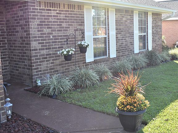 3rd image of 6943 Cotton Boll Ln