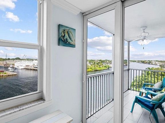 2nd image of 1505 N Riverside Dr APT 505