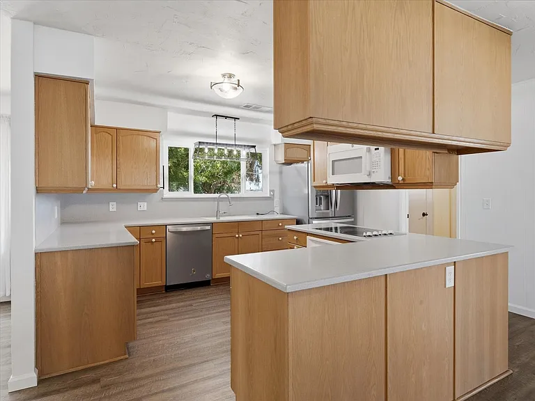 2224 N Bethel Ave — Photo 15