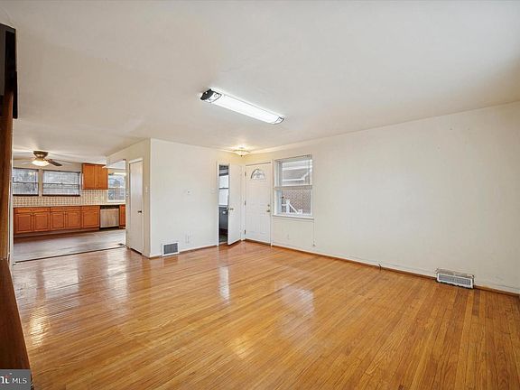 5th image of 6529 N 2nd St