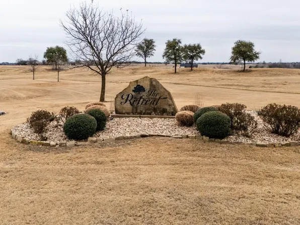 7105 S Aberdeen Dr, Cleburne, TX 76033