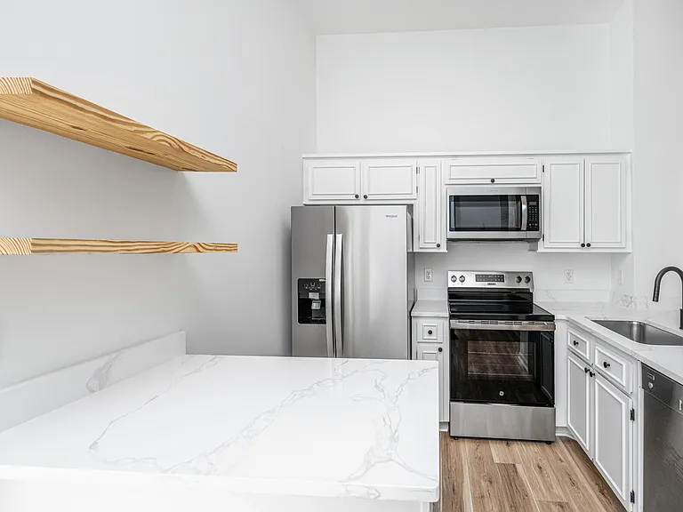 1078 Secessionville Rd — Photo 13
