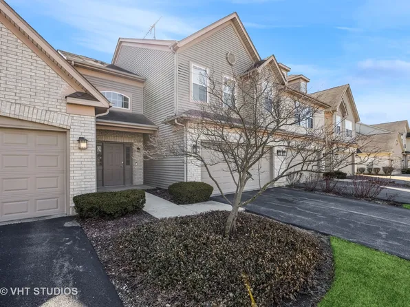 2703 Cobblestone Dr #B, Prairie Grove, IL 60012