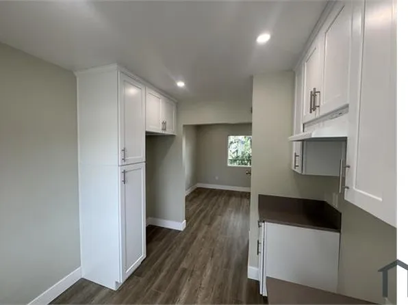 9205 S San Pedro St APT 5, Los Angeles, CA 90003