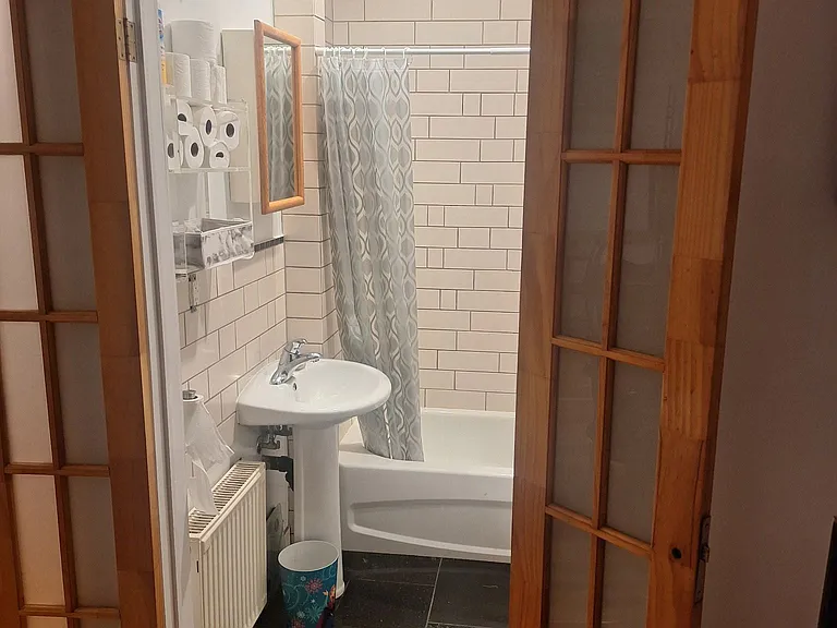45 Beaty Ave #BASEMENT — Photo 9