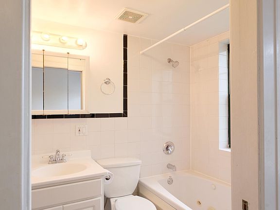 Upper level bathroom