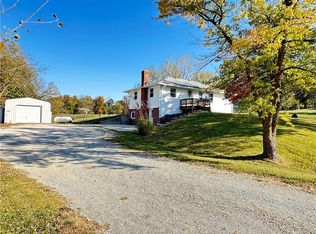 9836 SW State Rte N, Stewartsville, MO 64490