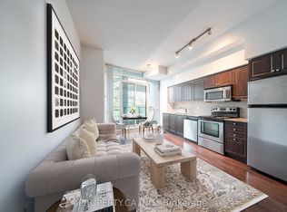 209 Fort York Blvd #271, Toronto, ON M5V 4A1