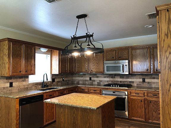 4th image of 6001 Sandalwood Dr