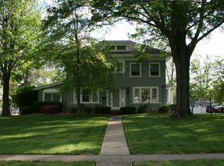 15 Leathers Rd, Fort Mitchell, KY 41017