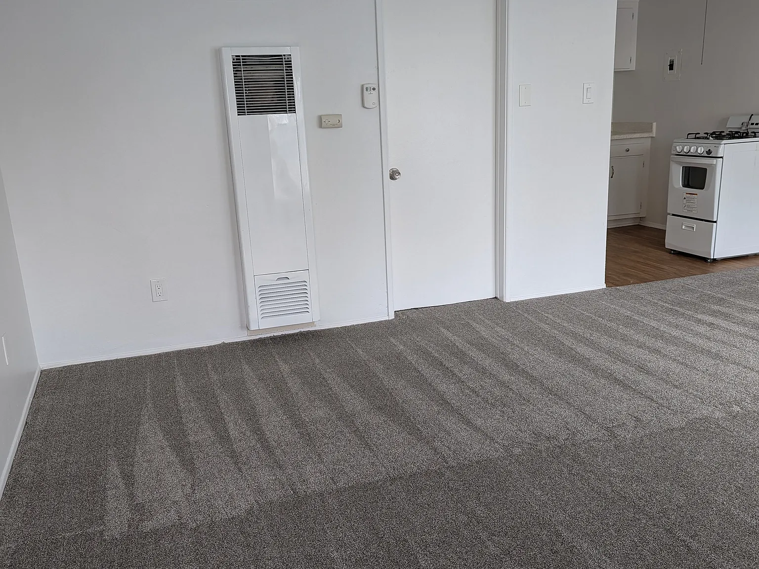 1 bed, $1,895 — Photo 3